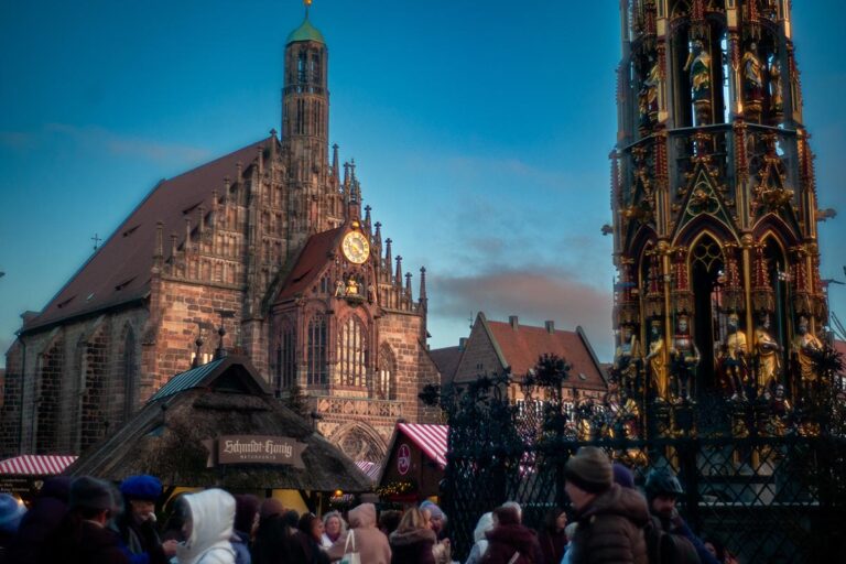 Nuremberg Christmas Market Guide 2025: Food, Tips and Must See Spots